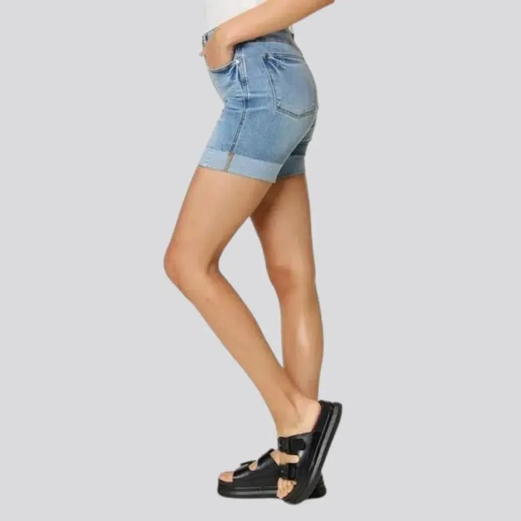 Casual folded-hem denim shorts for ladies