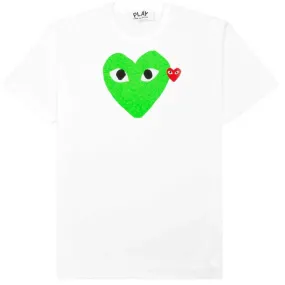 COMME DES GARÇONS PLAY GREEN HEART RED EMBLEM T-SHIRT WHITE