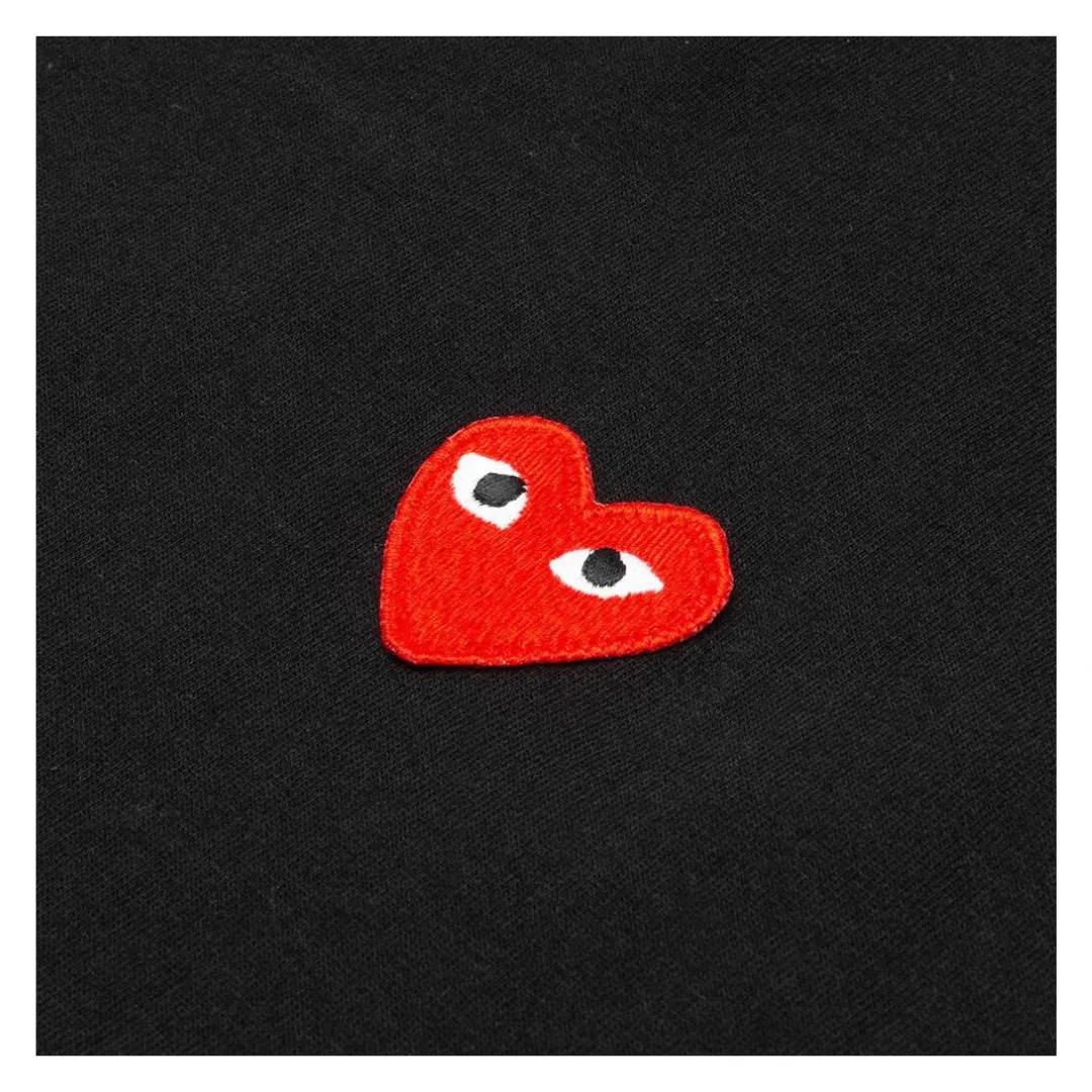 COMME DES GARÇONS PLAY RED EMBLEM LONG SLEEVE BLACK