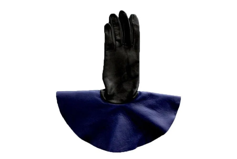 Danielle 4 - Women's Silk Lined Leather Gloves with Oversized Cuff