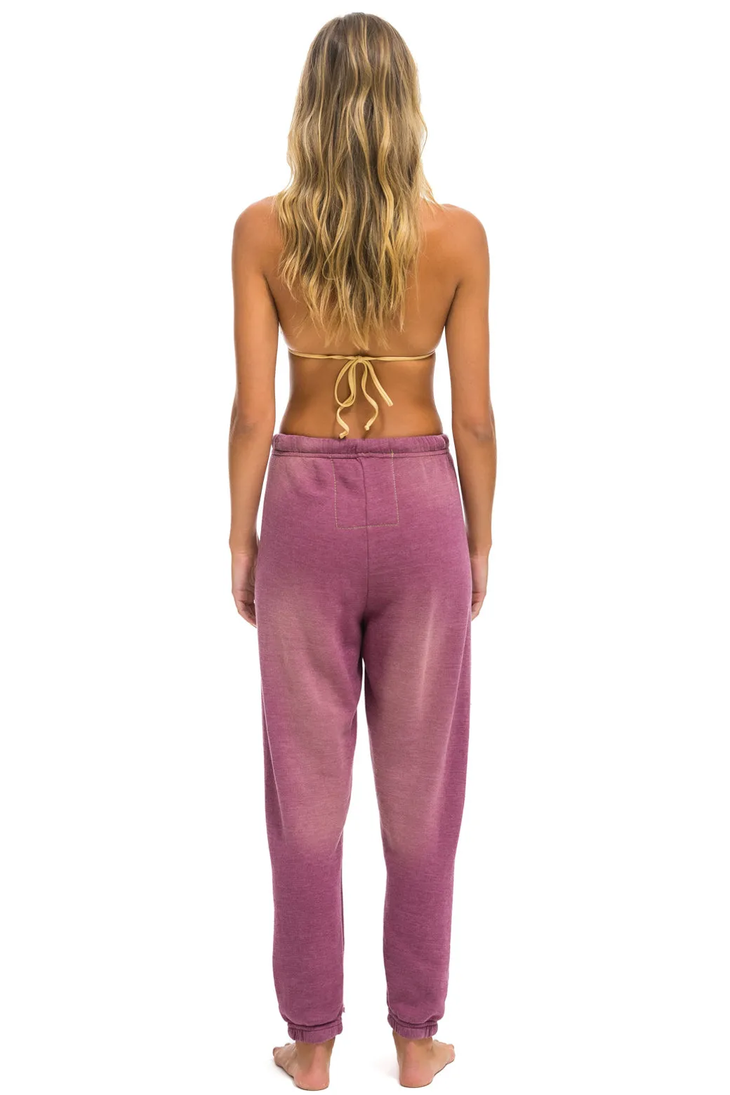 ESSENTIAL SWEATPANTS - FADED BERRY