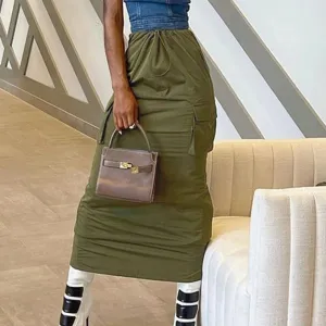 Green Long Cargo Skirt Pocket Side Ruched Slim Zipper Back Slit Hem Maxi Cargo Style Fashion Skirt