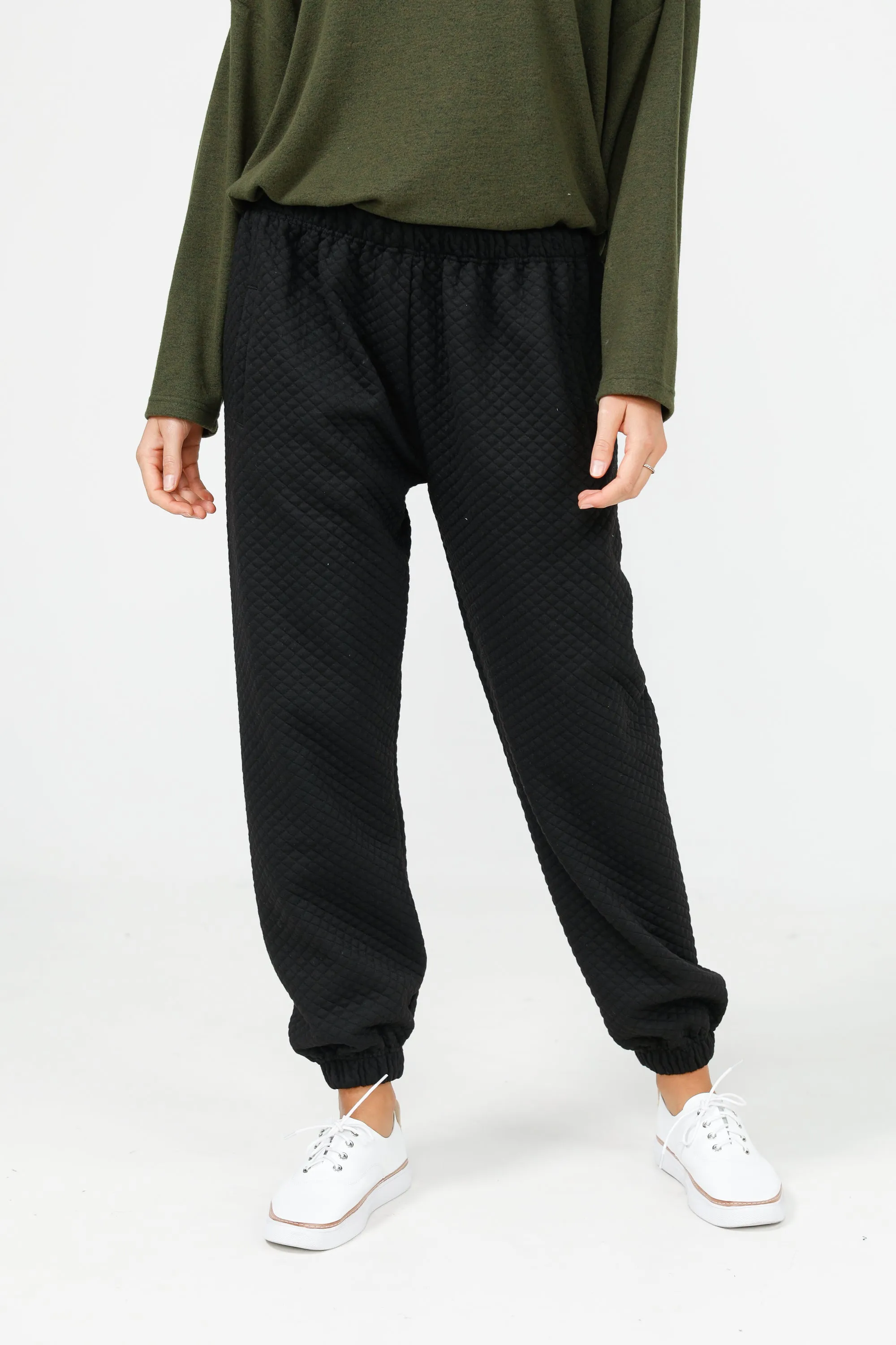 Sierra Track Pants in Black Quilt