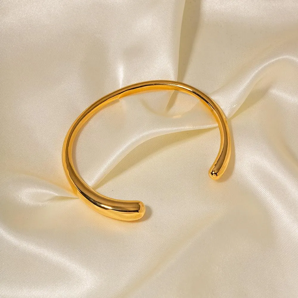 Statement Open Kada Bangle