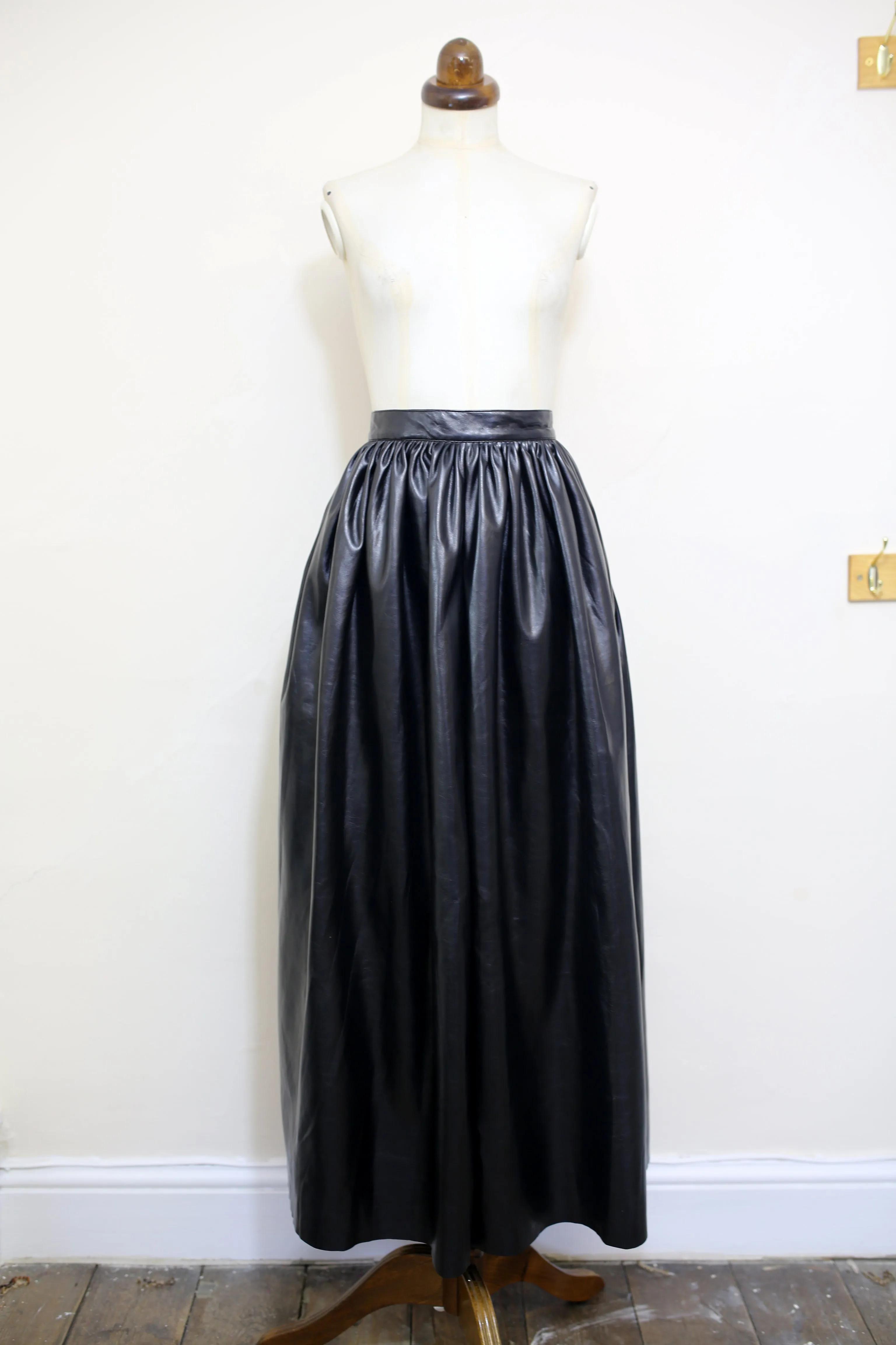 Vintage 1980s Black Faux Leather Maxi Skirt