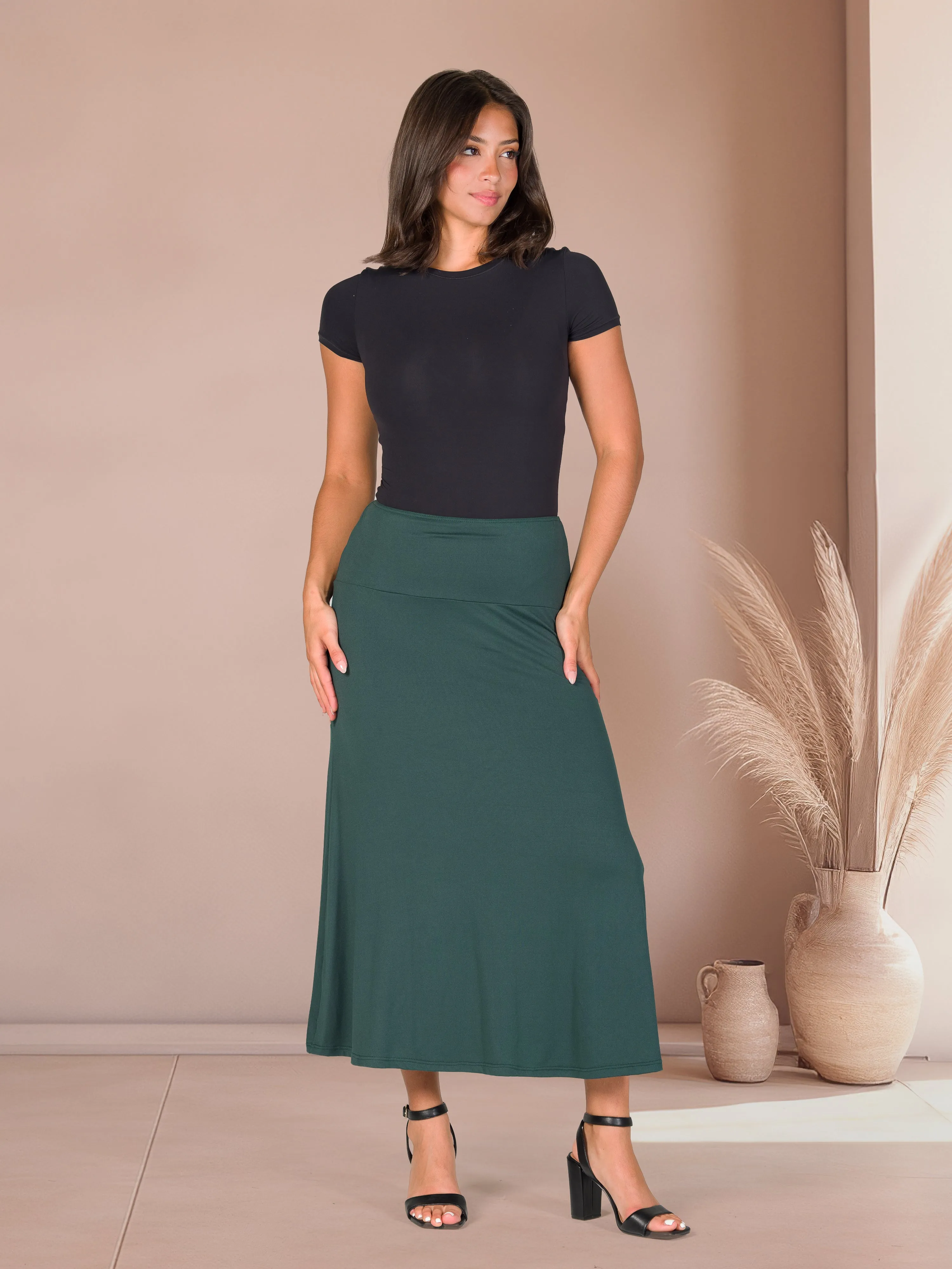 Womens Elastic Waist Solid Color Maxi Skirt